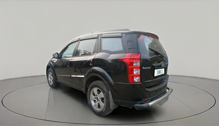 2016 Mahindra XUV500 W6 AT, Diesel, Automatic, 97,960 km, exterior