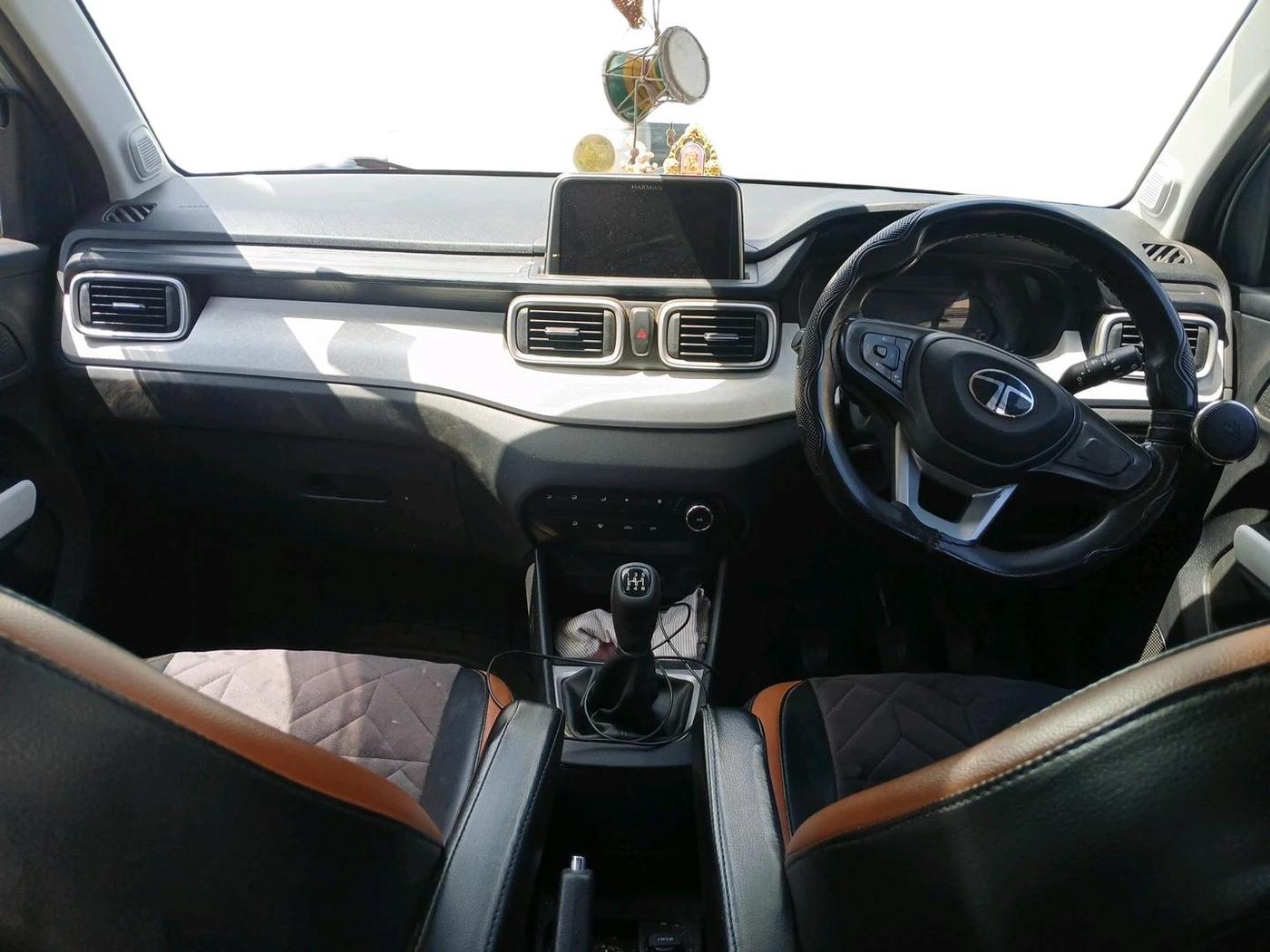 2024 Tata PUNCH ACCOMPLISHED DAZZLE SUNROOF CNG MT, CNG, Manual, 45,609 km, interior