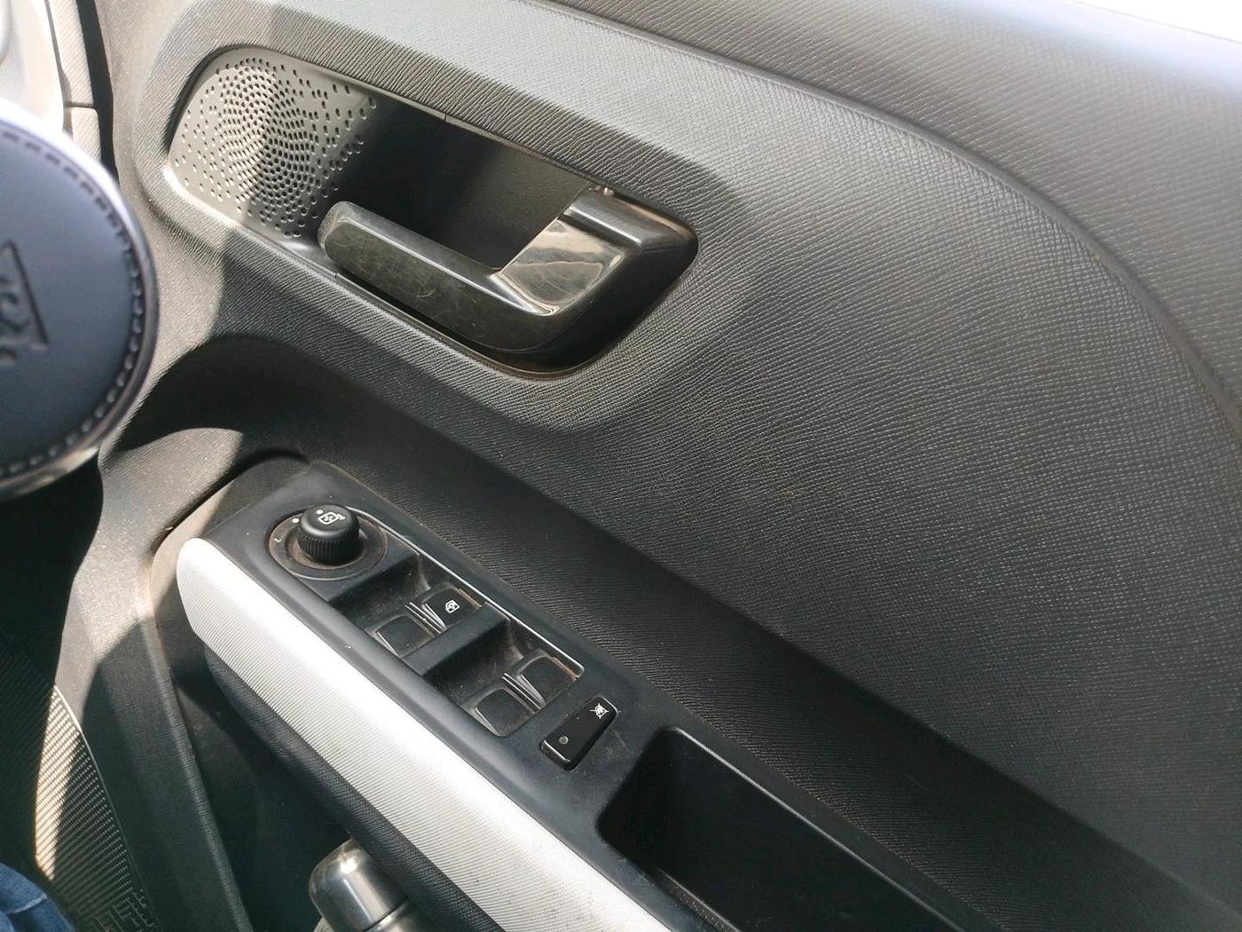 2024 Tata PUNCH ACCOMPLISHED DAZZLE SUNROOF CNG MT, CNG, Manual, 45,609 km, interior
