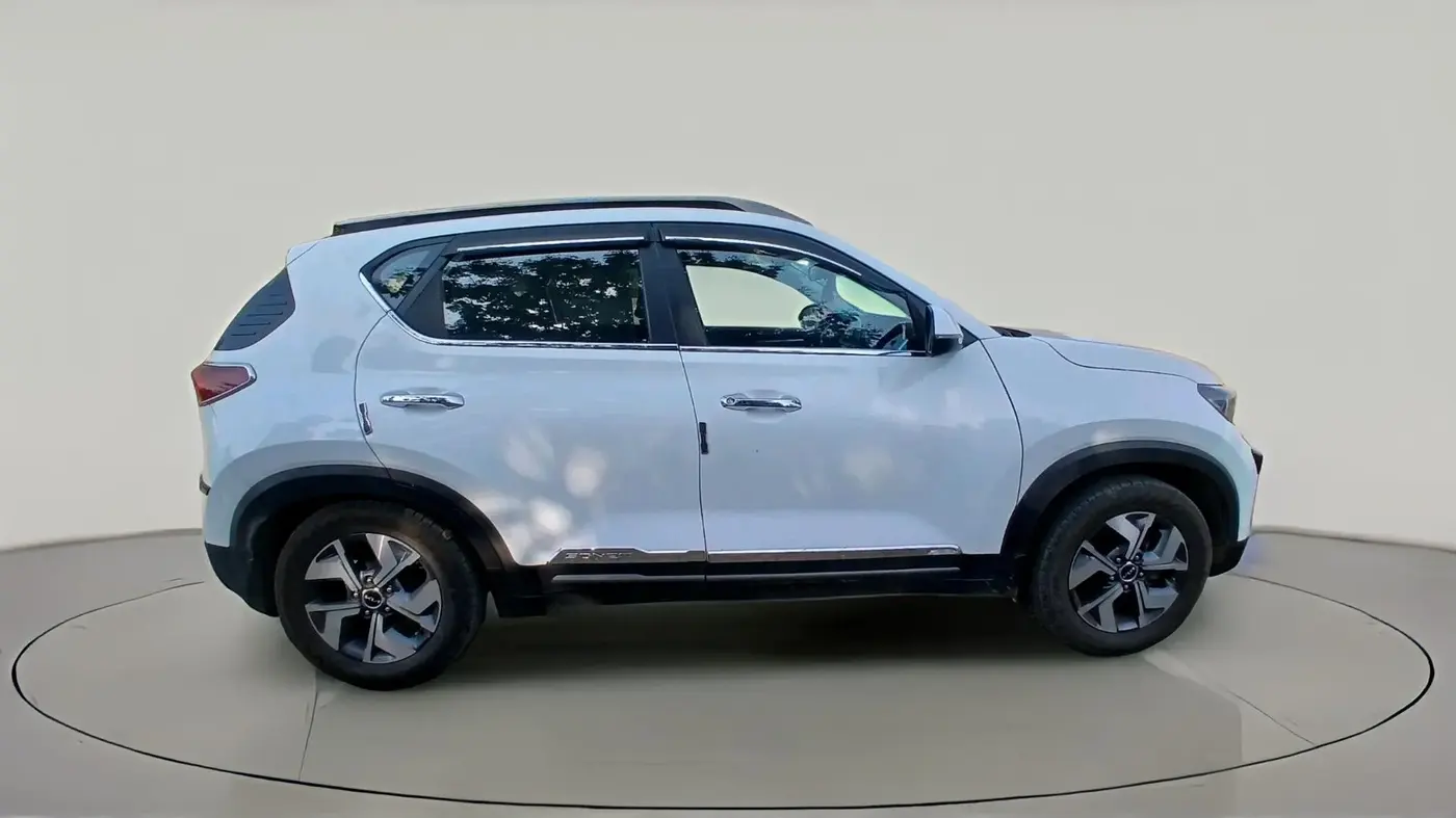 2022 KIA SONET HTX 1.5, Diesel, Manual, 1,11,002 km, exterior