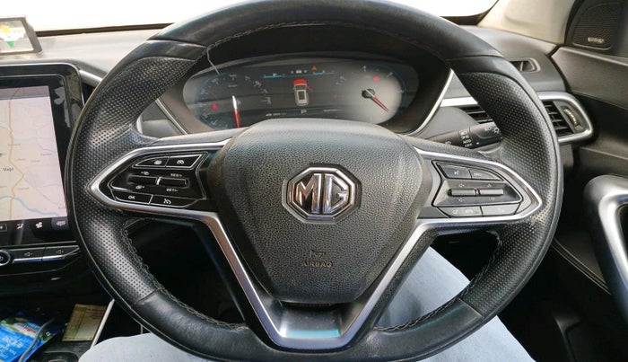 2020 MG HECTOR SHARP 1.5 DCT PETROL, Petrol, Automatic, 1,58,755 km, interior