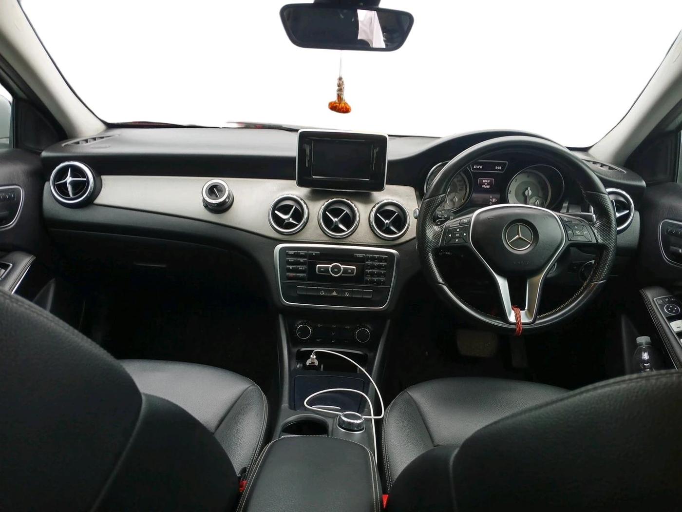 2015 Mercedes Benz GLA Class 200 CDI SPORT, Diesel, Automatic, 95,668 km, interior