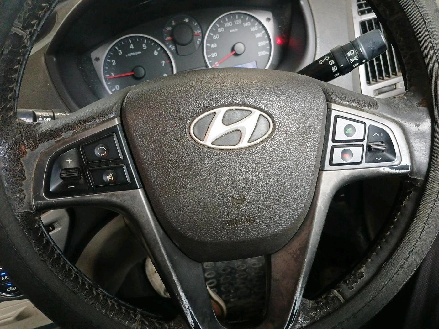 2012 Hyundai i20 SPORTZ 1.2, Petrol, Manual, 1,01,412 km, interior