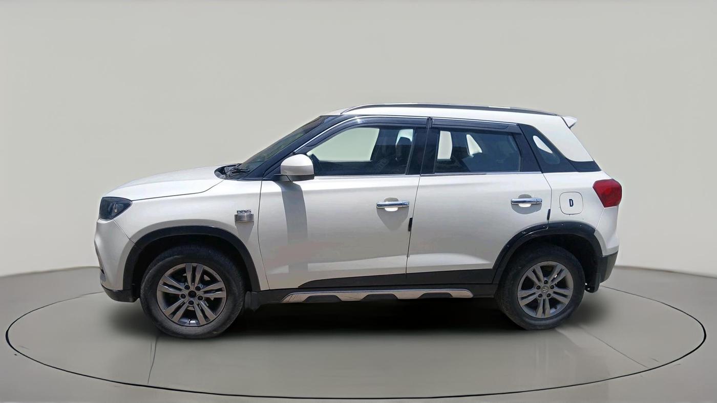 2016 Maruti Vitara Brezza ZDI, Diesel, Manual, 1,34,020 km, exterior