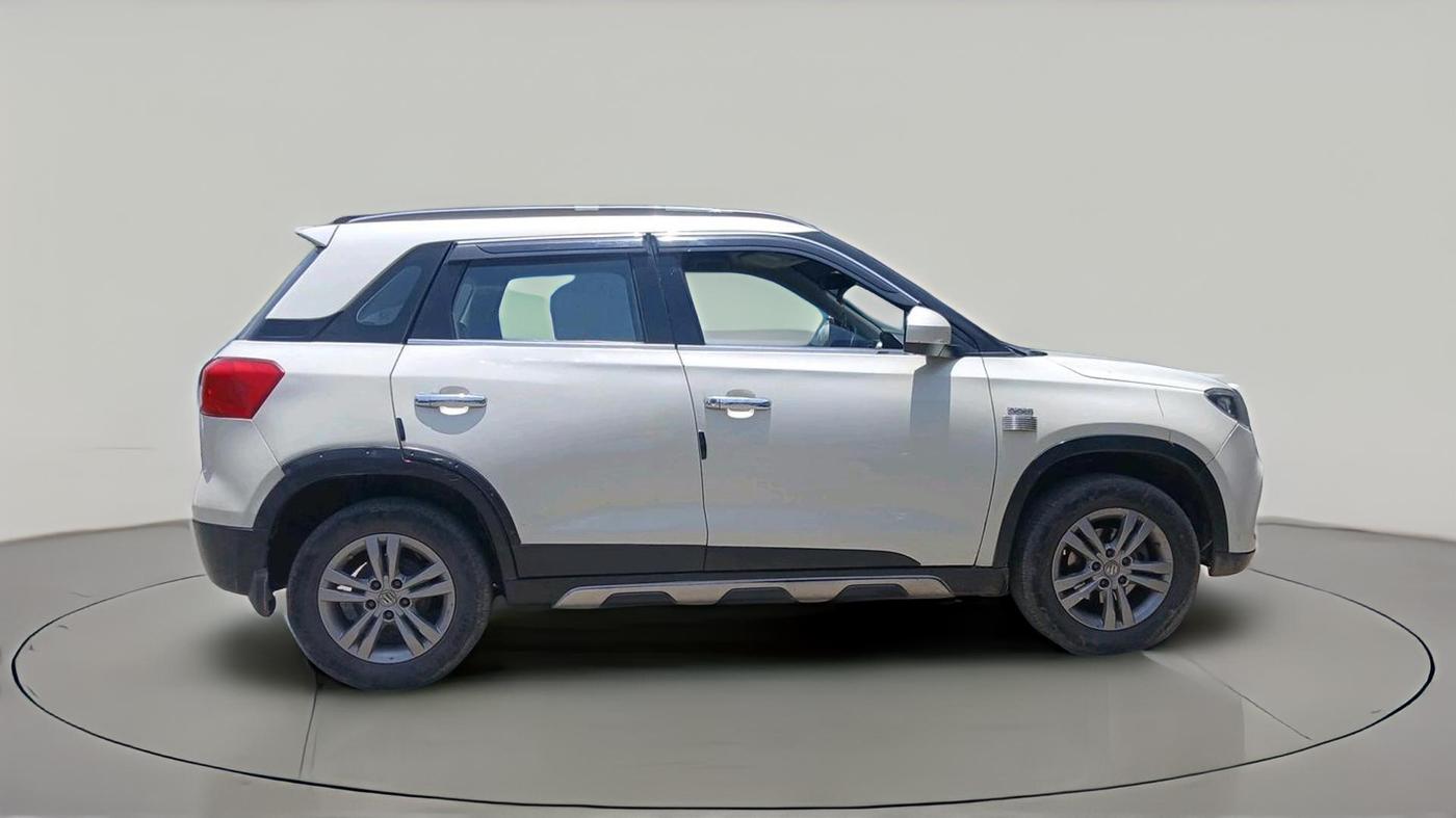 2016 Maruti Vitara Brezza ZDI, Diesel, Manual, 1,34,020 km, exterior