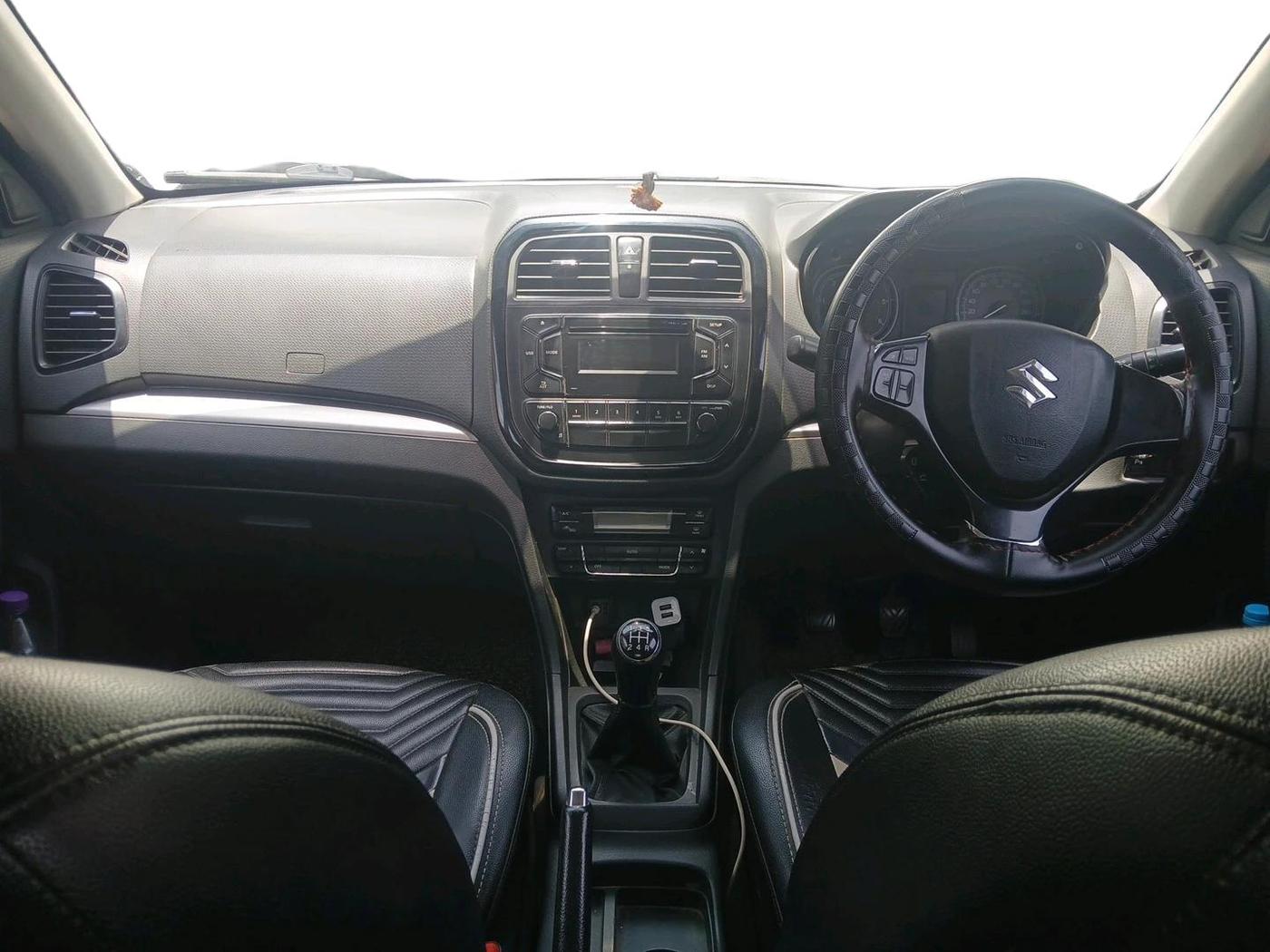 2016 Maruti Vitara Brezza ZDI, Diesel, Manual, 1,34,020 km, interior