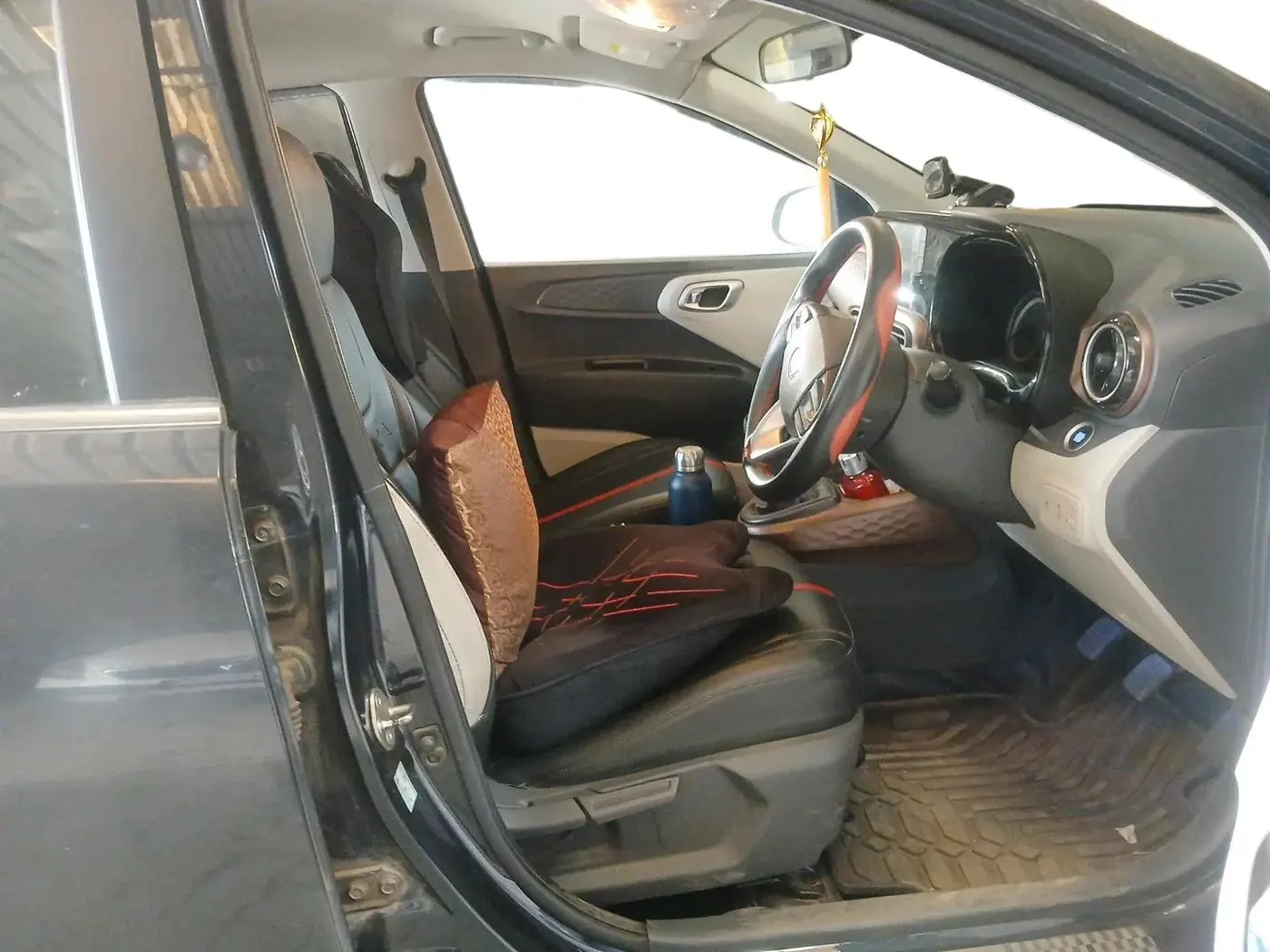 2023 Hyundai AURA SX 1.2 CNG, CNG, Manual, 39,105 km, interior