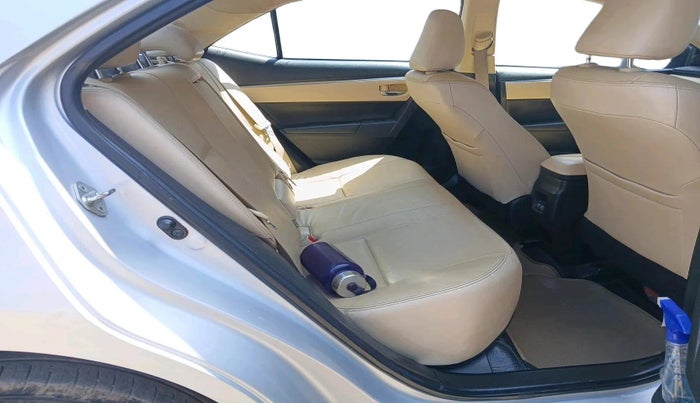 2017 Toyota Corolla Altis VL CVT PETROL, CNG, Automatic, 92,003 km, interior