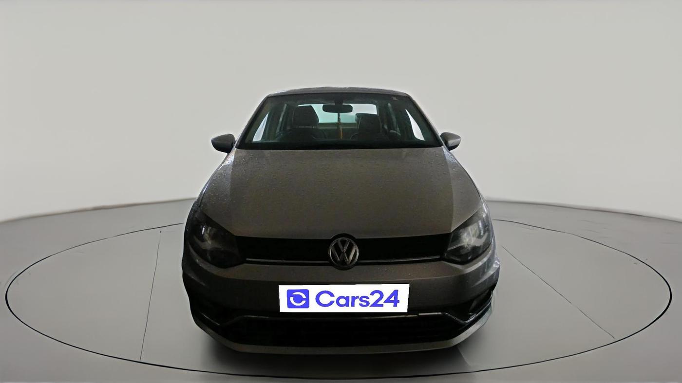 2017 Volkswagen Ameo HIGHLINE PLUS 1.5L 16 ALLOY, Diesel, Manual, 1,36,837 km, exterior