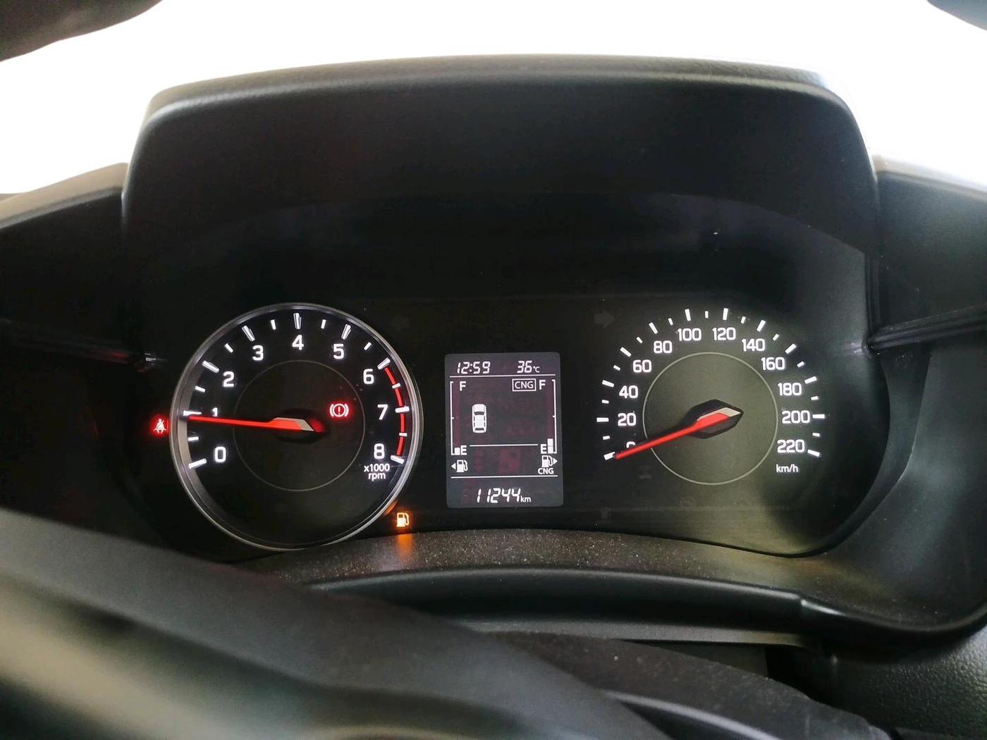 2025 Maruti Swift ZXi CNG, CNG, Manual, 11,244 km, interior