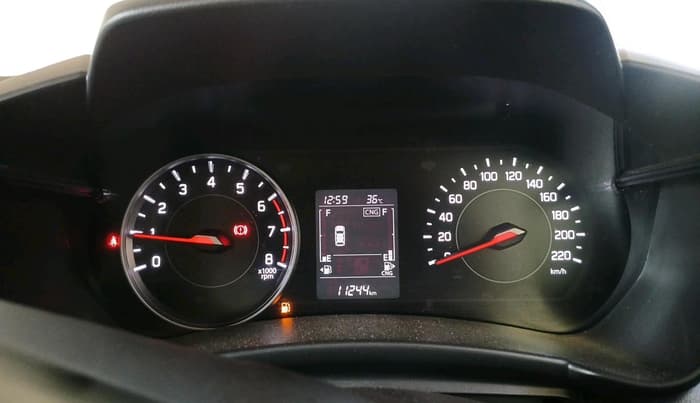 2025 Maruti Swift ZXi CNG, CNG, Manual, 11,244 km, interior