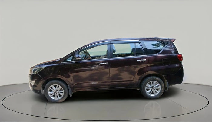 2016 Toyota Innova Crysta 2.4 VX 7 STR, Diesel, Manual, 2,57,868 km, exterior