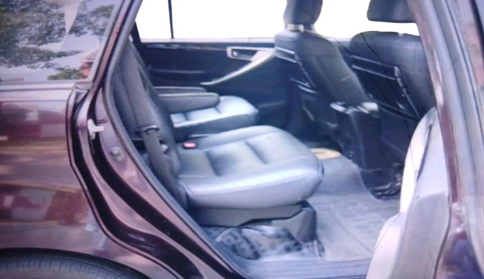 2016 Toyota Innova Crysta 2.4 VX 7 STR, Diesel, Manual, 2,57,868 km, interior