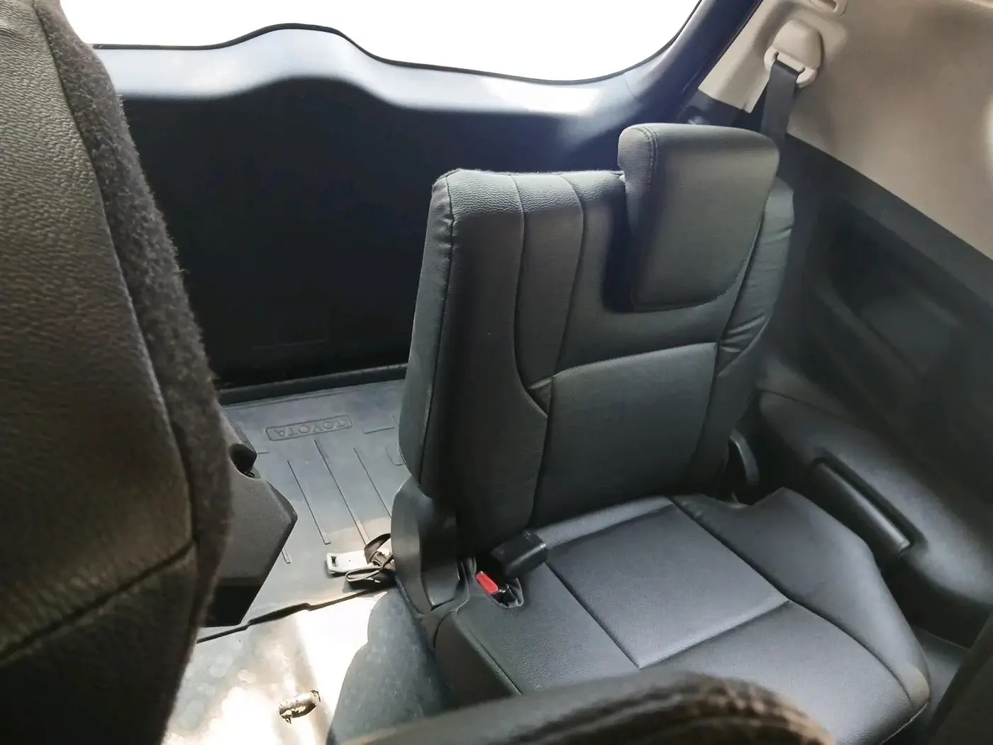 2016 Toyota Innova Crysta 2.4 VX 7 STR, Diesel, Manual, 2,57,868 km, interior