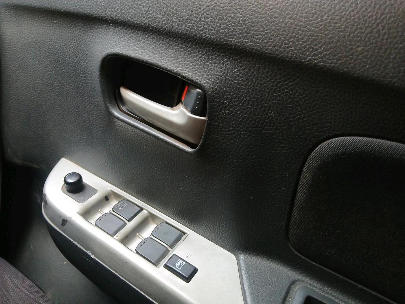 2011 Maruti Wagon R 1.0 VXI, Petrol, Manual, 1,04,949 km, interior