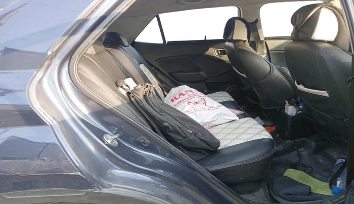 2021 Hyundai VENUE E 1.2, CNG, Manual, 1,74,283 km, interior