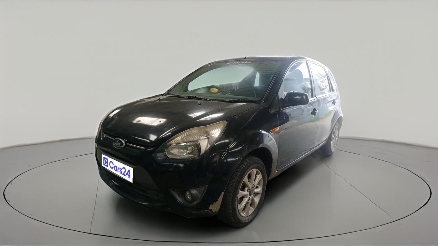 2012 Ford Figo TITANIUM 1.2 PETROL, CNG, Manual, 1,14,668 km, exterior