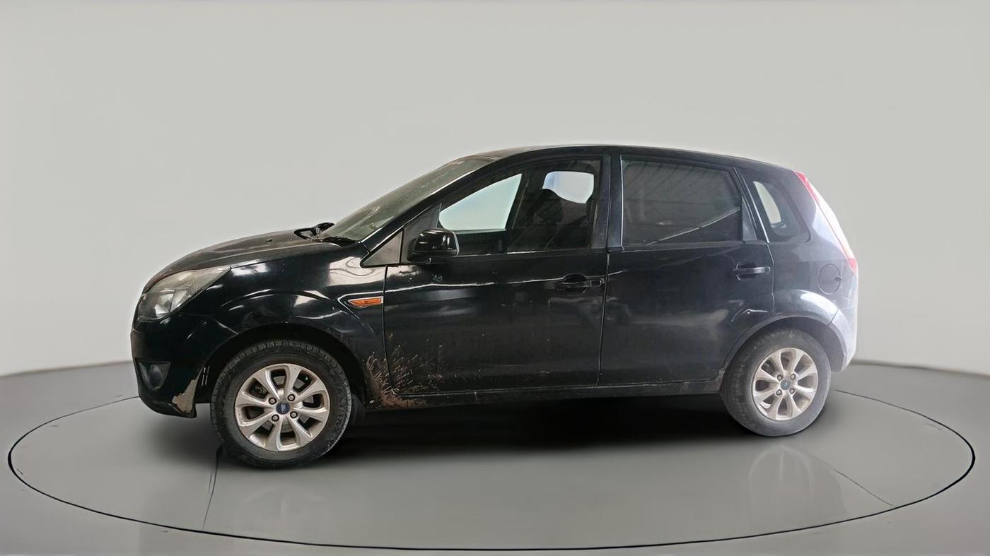 2012 Ford Figo TITANIUM 1.2 PETROL, CNG, Manual, 1,14,668 km, exterior