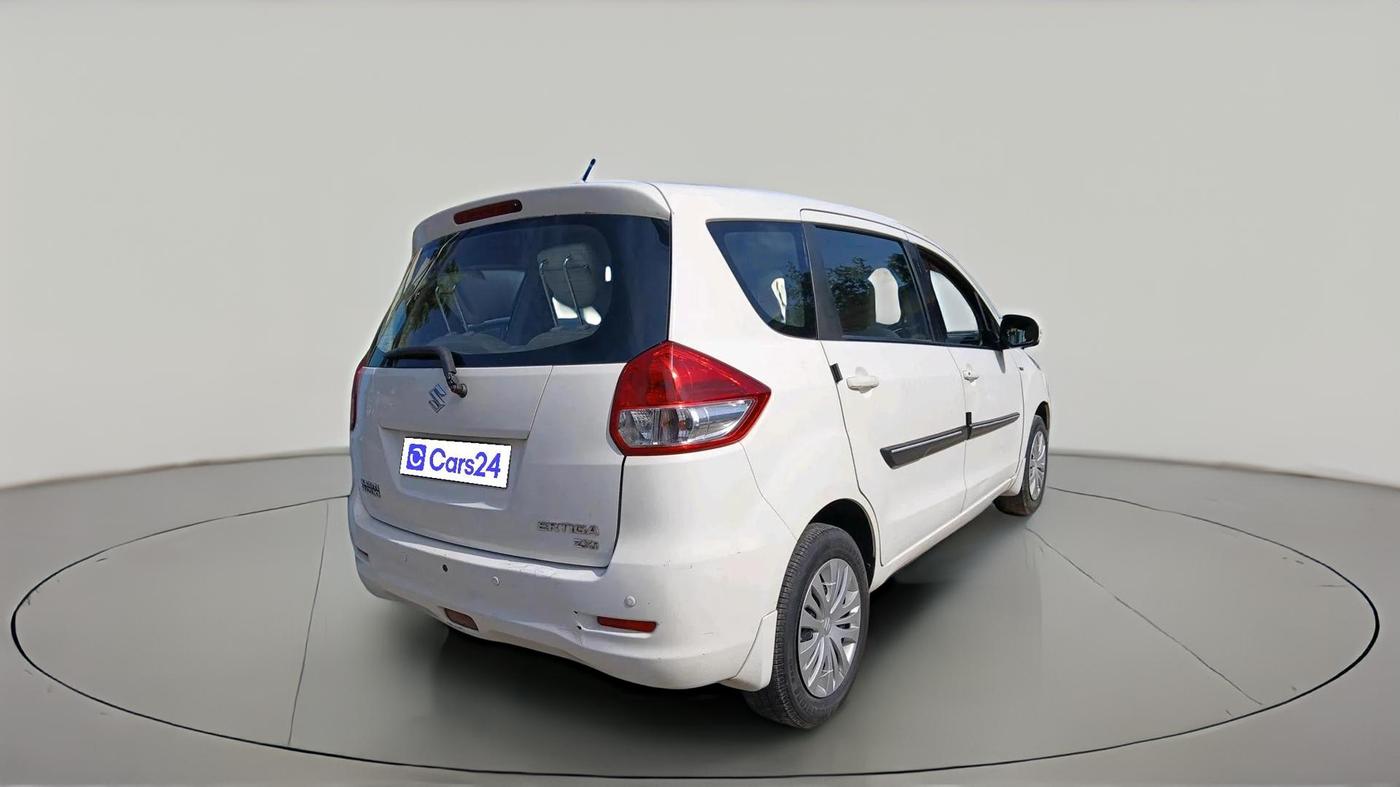 2013 Maruti Ertiga ZXI, CNG, Manual, 1,41,560 km, exterior