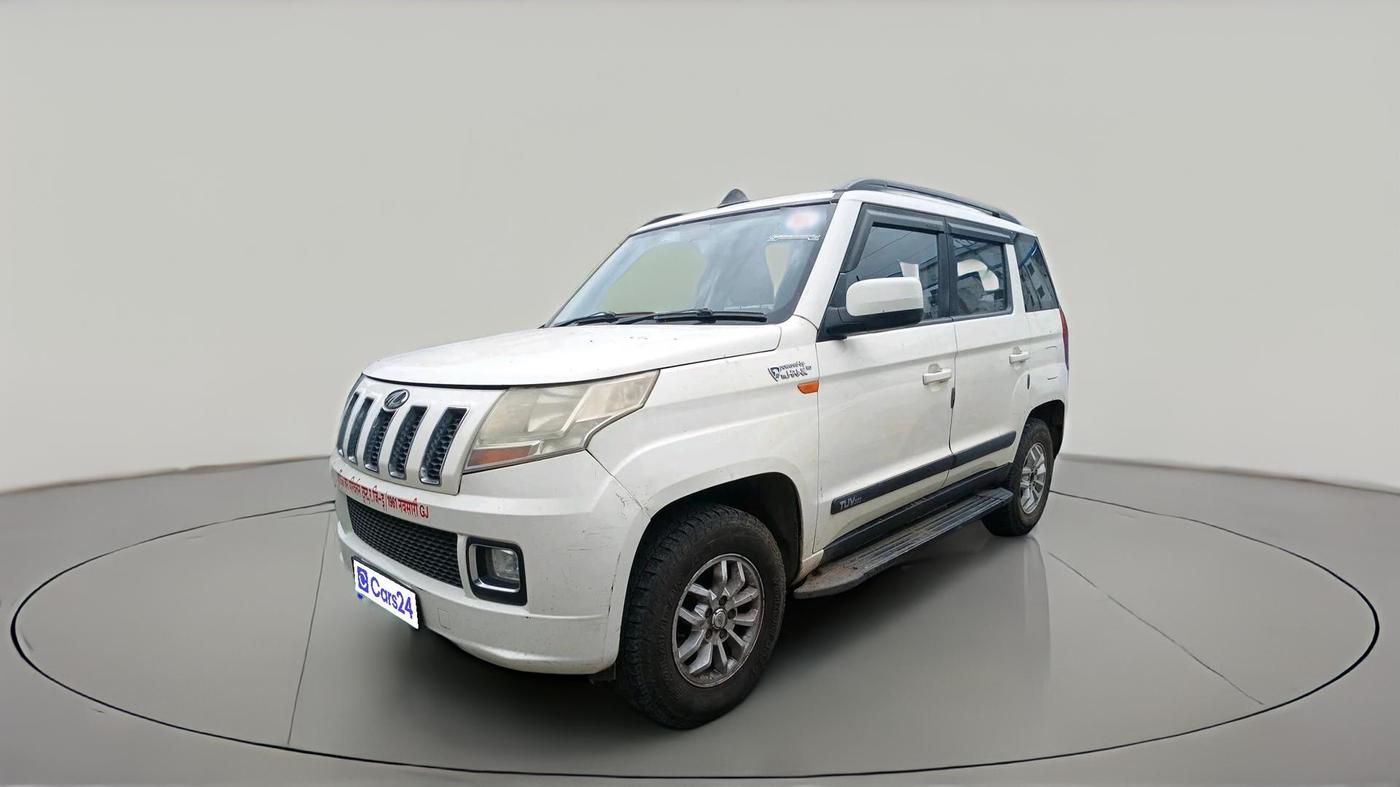 2015 Mahindra TUV300 T8, Diesel, Manual, 1,44,805 km, exterior
