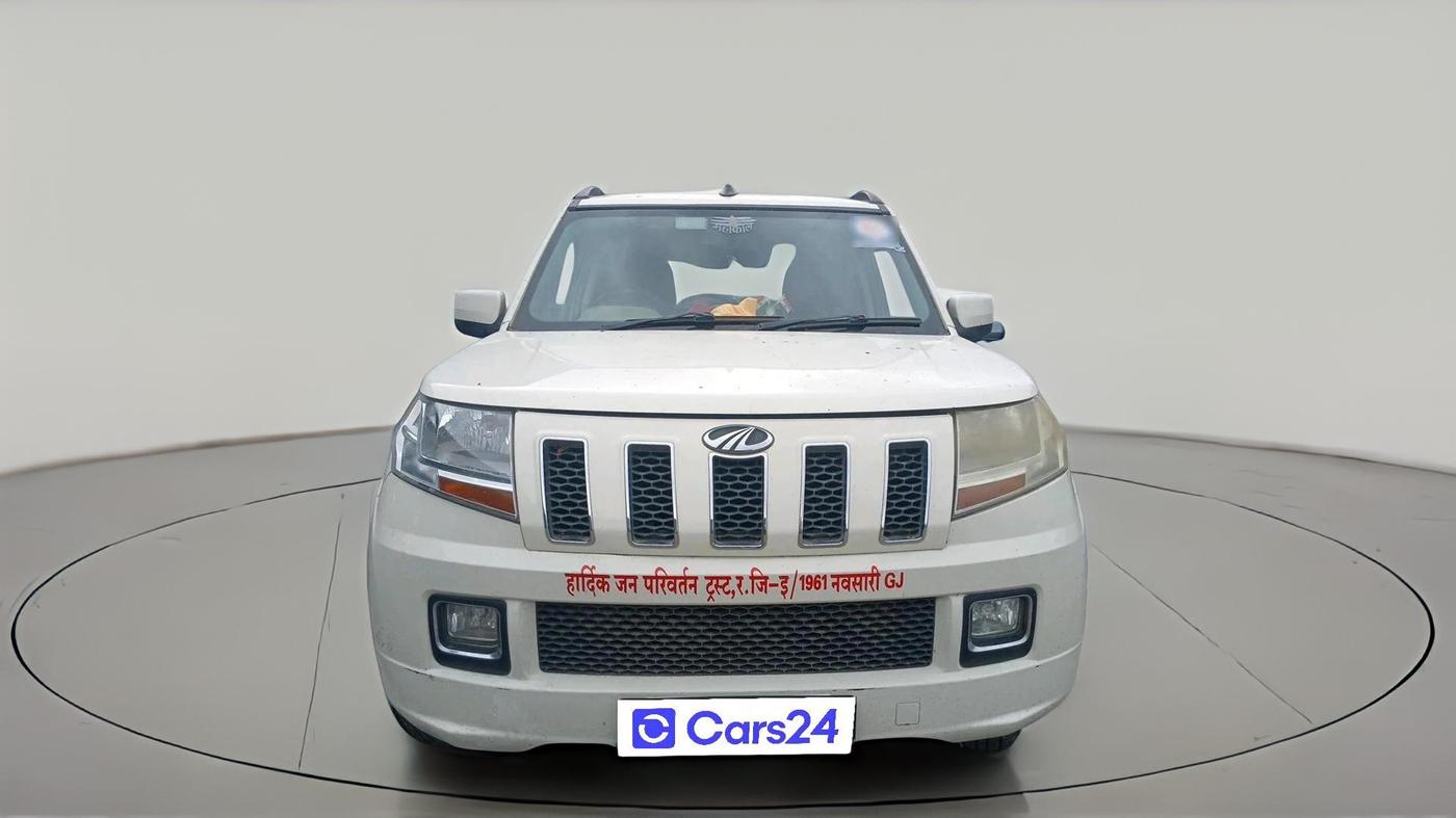 2015 Mahindra TUV300 T8, Diesel, Manual, 1,44,805 km, exterior