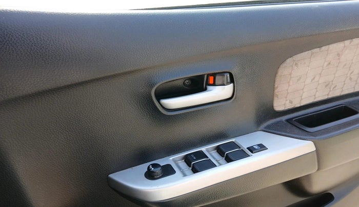 2014 Maruti Wagon R 1.0 VXI, Petrol, Manual, 73,156 km, interior