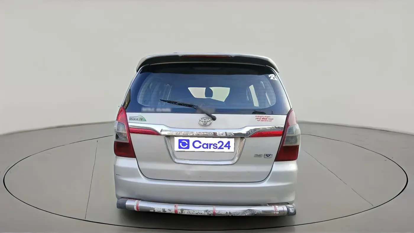 2014 Toyota Innova 2.5 VX 7 STR, Diesel, Manual, 1,68,857 km, exterior