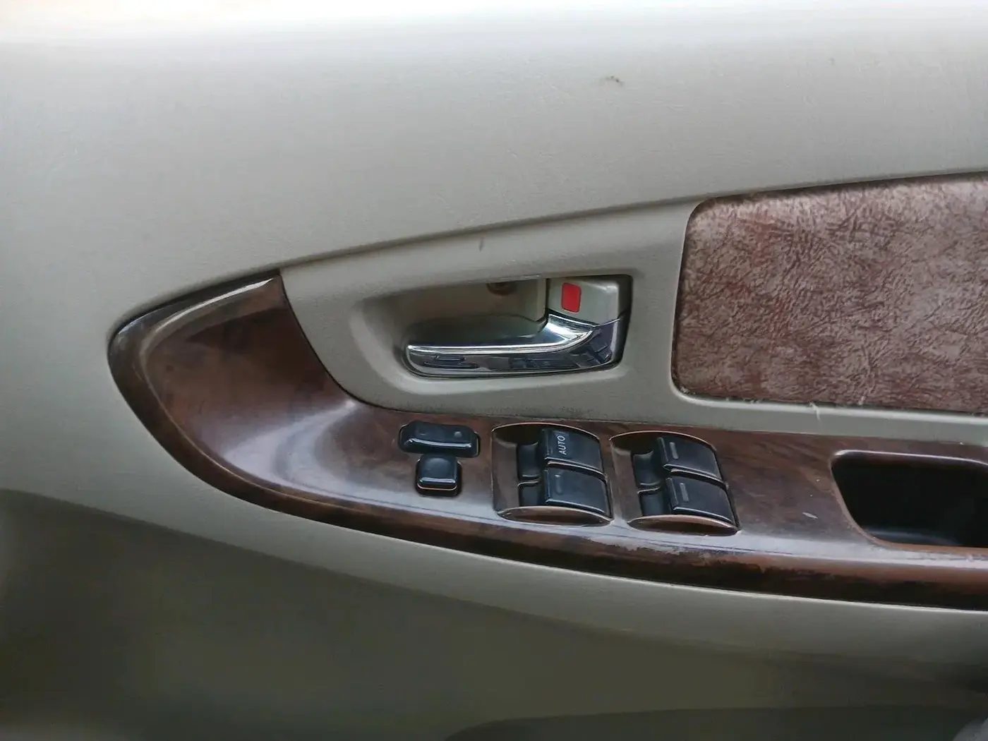 2014 Toyota Innova 2.5 VX 7 STR, Diesel, Manual, 1,68,857 km, interior
