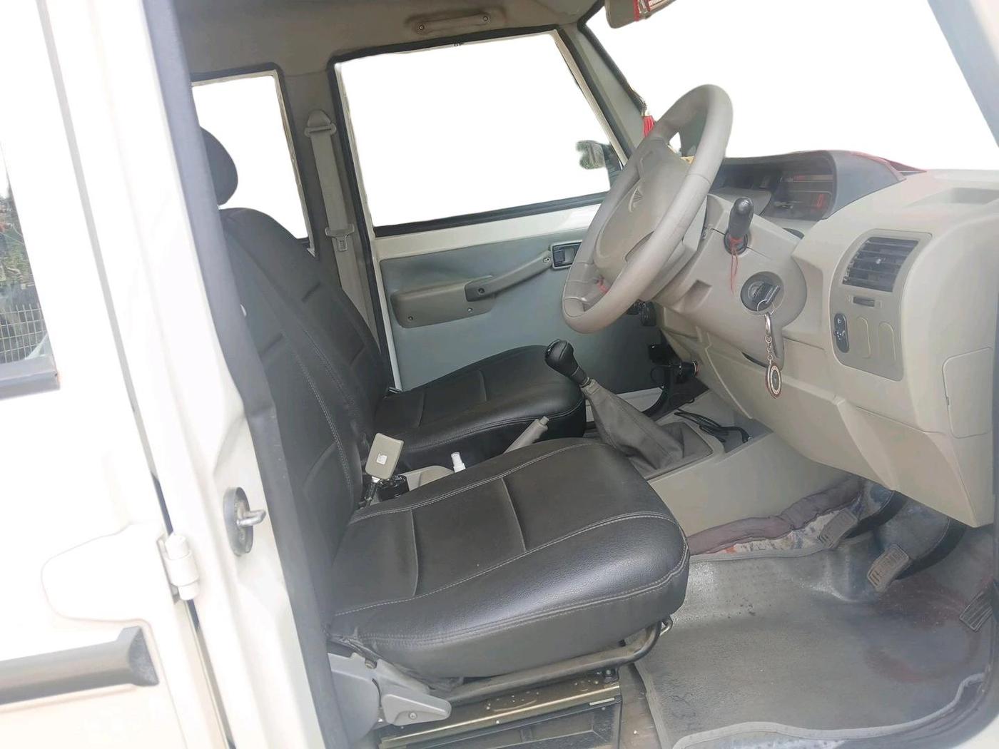 2018 Mahindra Bolero POWER PLUS SLE, Diesel, Manual, 15,347 km, interior
