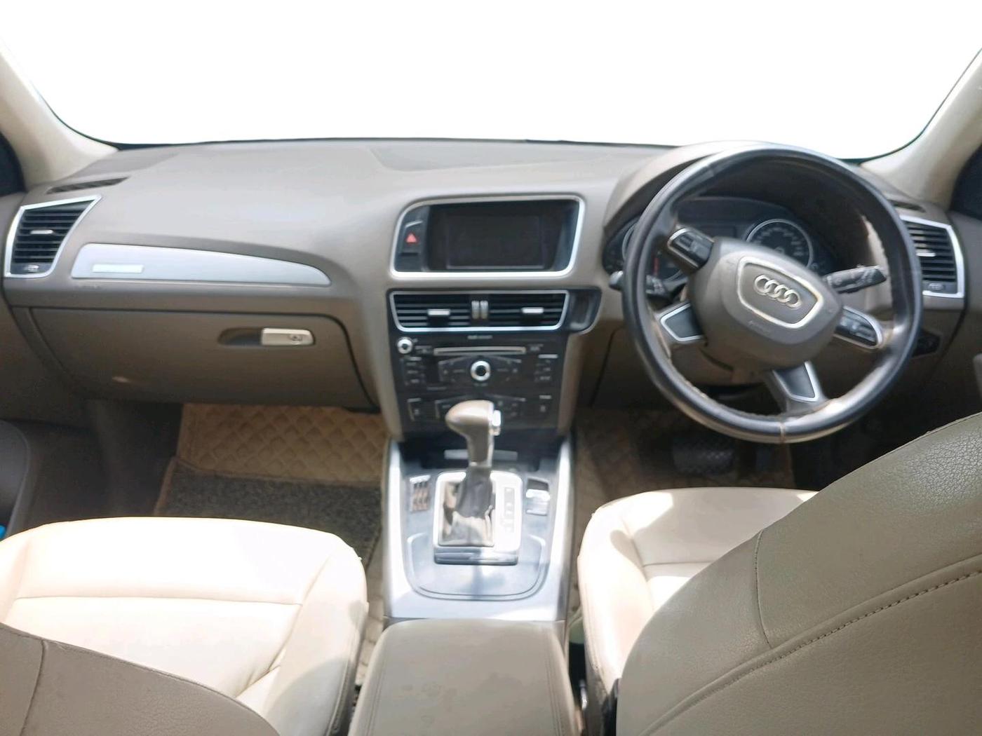 2014 Audi Q5 30 TDI PREMIUM, Diesel, Automatic, 91,039 km, interior