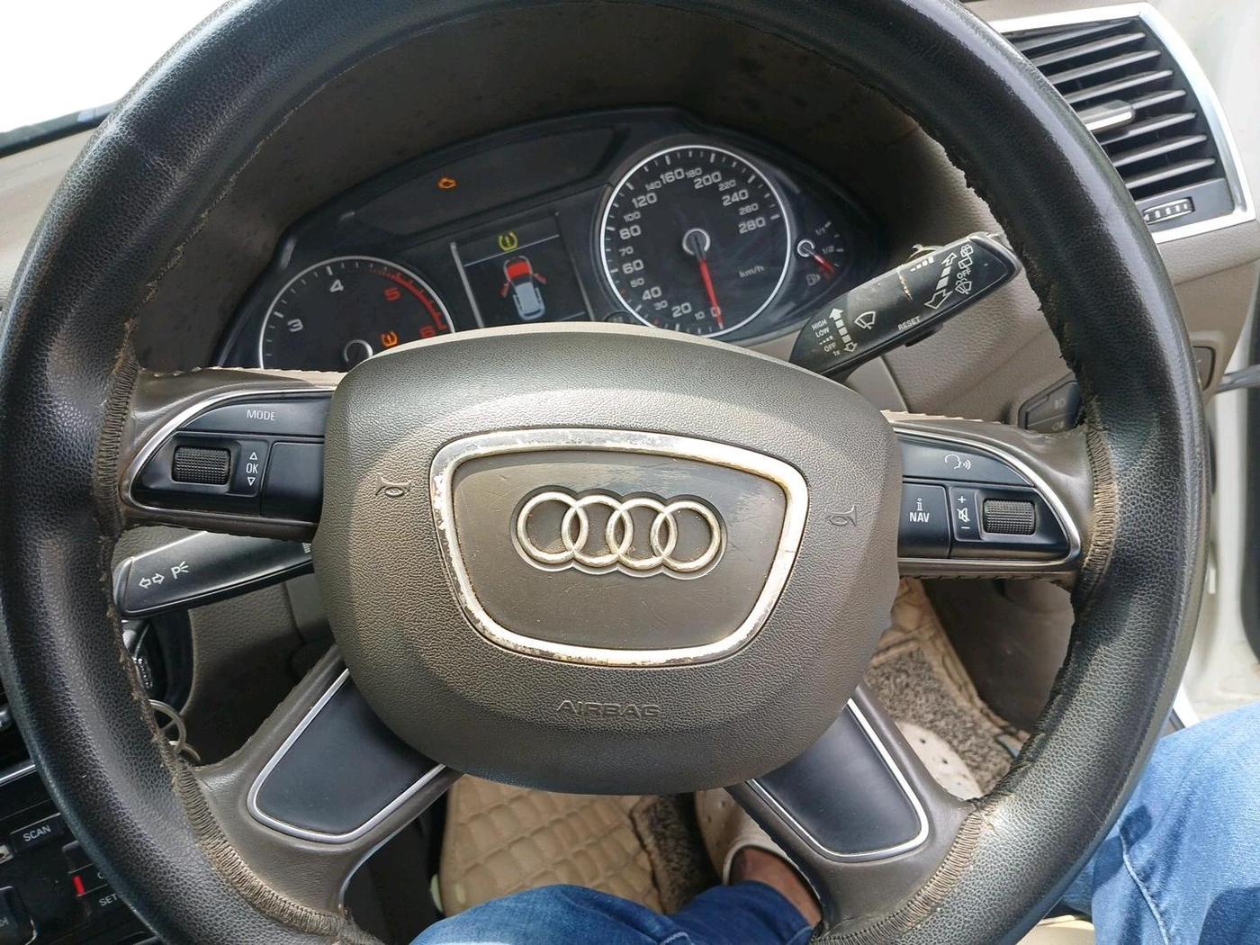 2014 Audi Q5 30 TDI PREMIUM, Diesel, Automatic, 91,039 km, interior