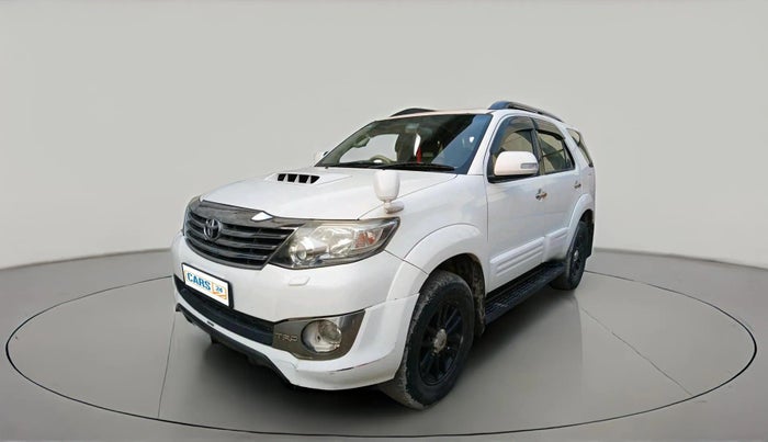 2013 Toyota Fortuner 3.0 4X2 AT, Diesel, Automatic, 1,88,361 km, exterior