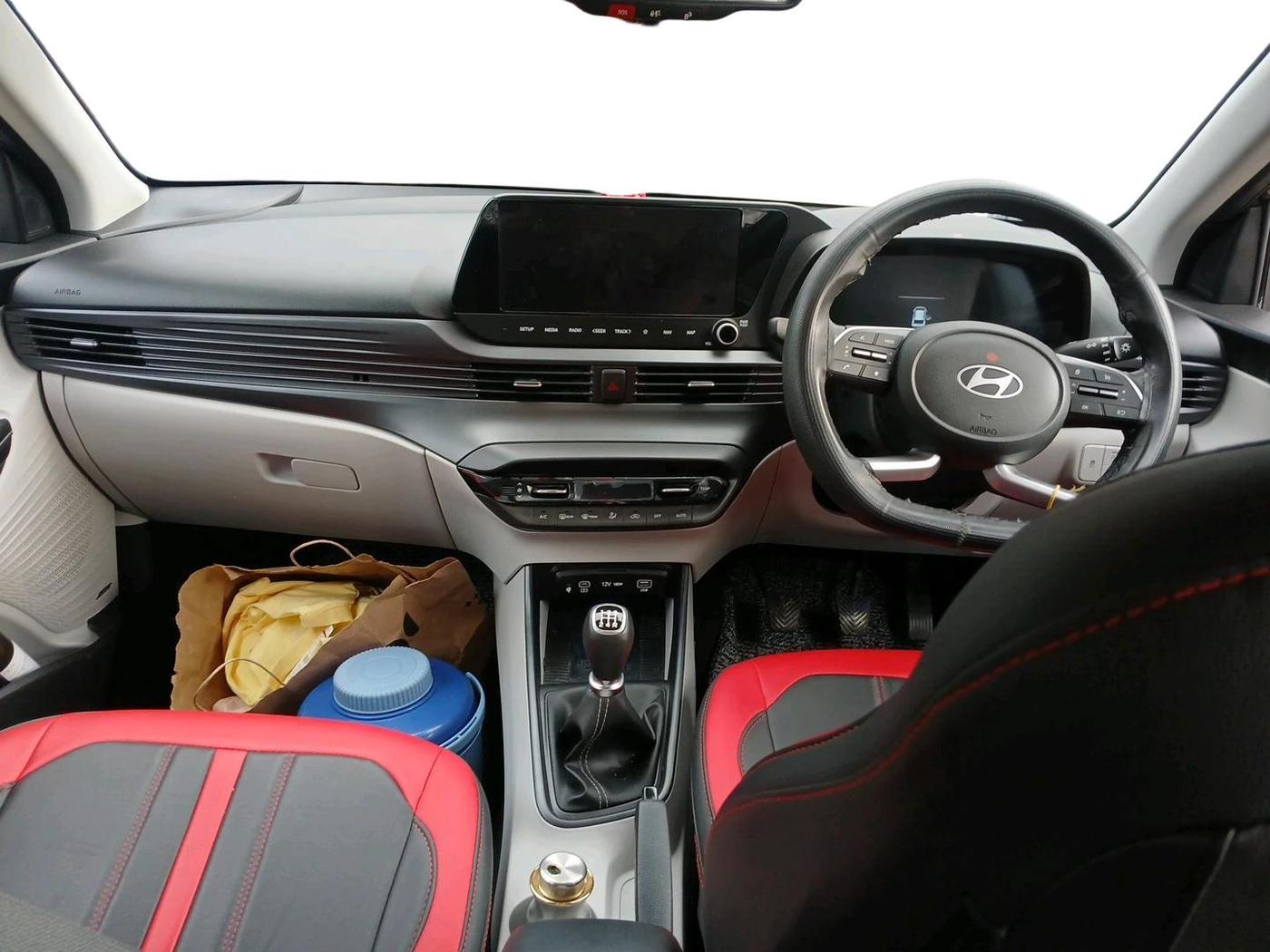 2025 Hyundai NEW I20 ASTA (O) 1.2 MT, Petrol, Manual, 7,403 km, interior