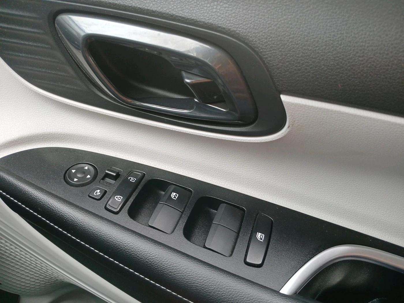 2025 Hyundai NEW I20 ASTA (O) 1.2 MT, Petrol, Manual, 7,403 km, interior