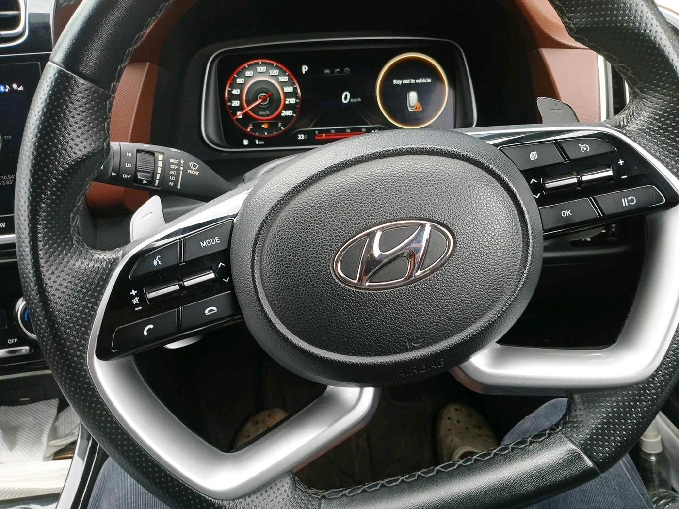 2021 Hyundai ALCAZAR 2.0 SIGNATURE (O) AT 6STR, Petrol, Automatic, 61,721 km, interior