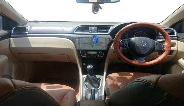 2014 Maruti Ciaz ZDI, Diesel, Manual, 1,43,264 km, interior