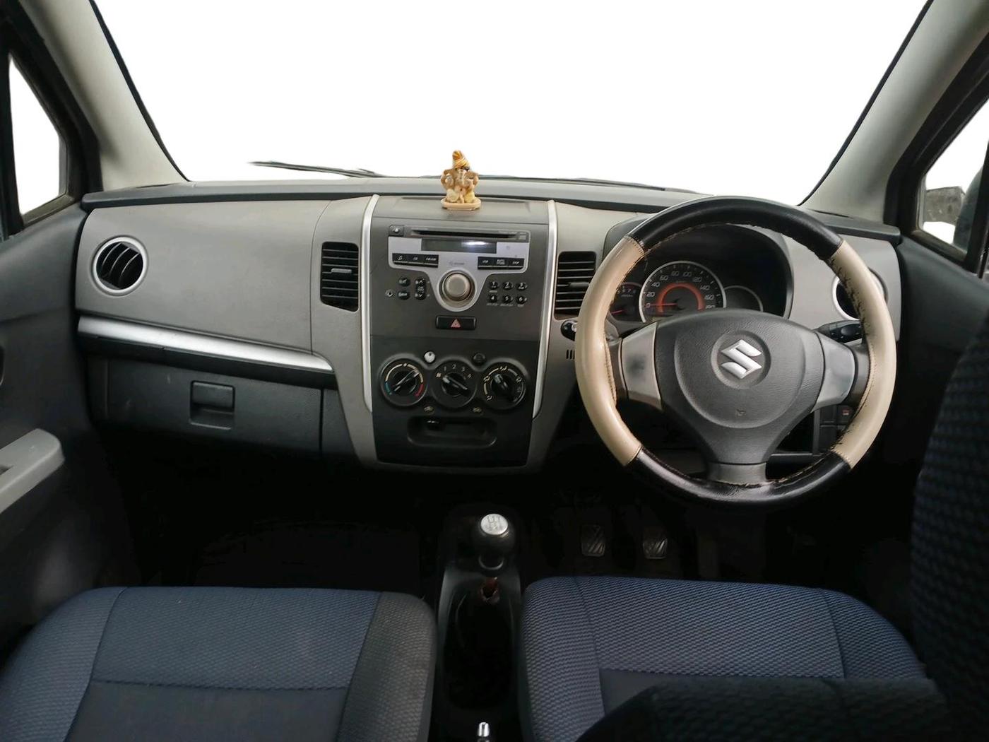 2011 Maruti Wagon R 1.0 VXI, CNG, Manual, 1,00,187 km, interior