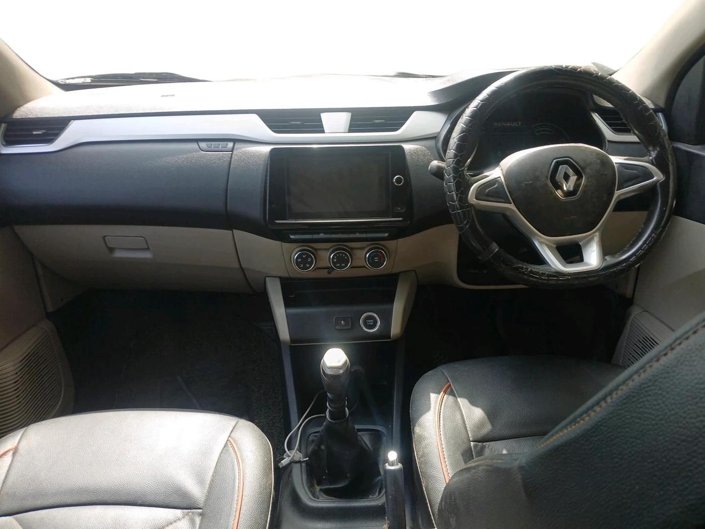 2019 Renault TRIBER RXZ, CNG, Manual, 92,066 km, interior