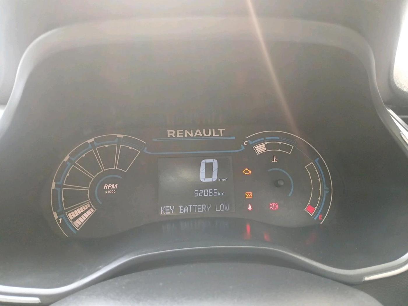 2019 Renault TRIBER RXZ, CNG, Manual, 92,066 km, interior