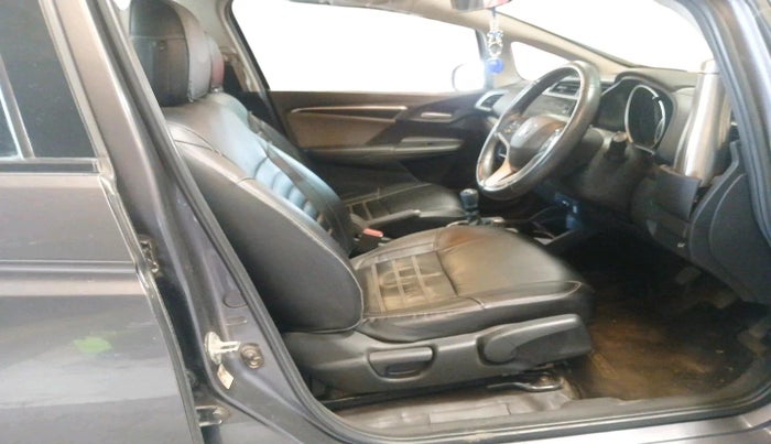 2018 Honda WR-V 1.5L I-DTEC VX MT, Diesel, Manual, 1,64,068 km, interior