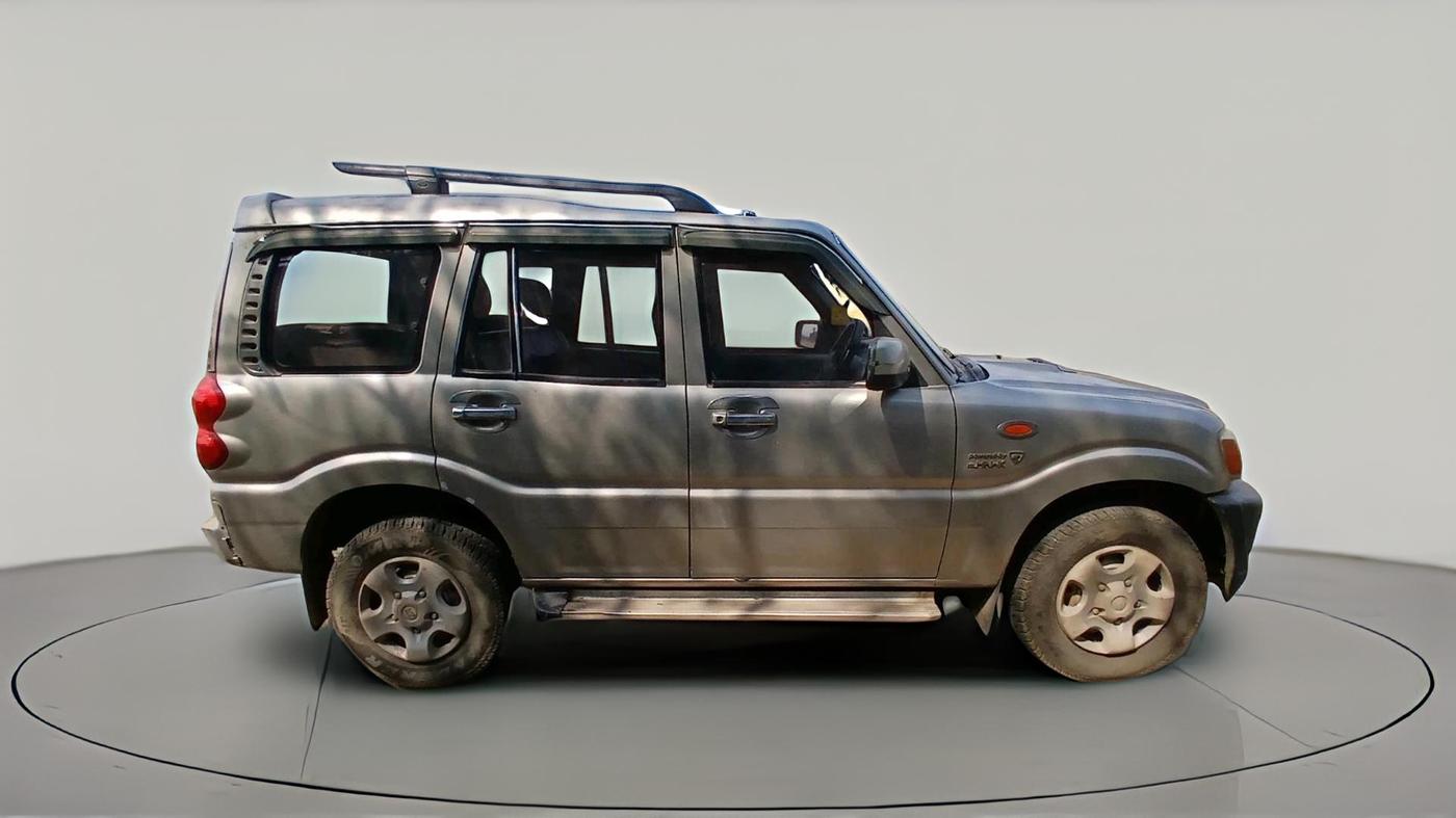 2011 Mahindra Scorpio LX, Diesel, Manual, 1,93,722 km, exterior
