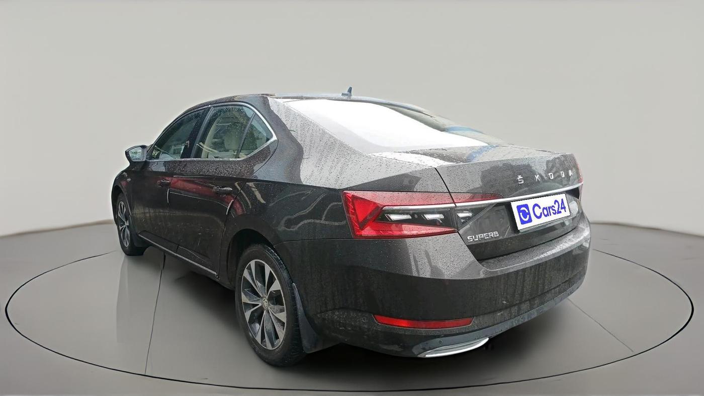 2021 Skoda Superb L&K 2.0 TSI AT, Petrol, Automatic, 93,329 km, exterior