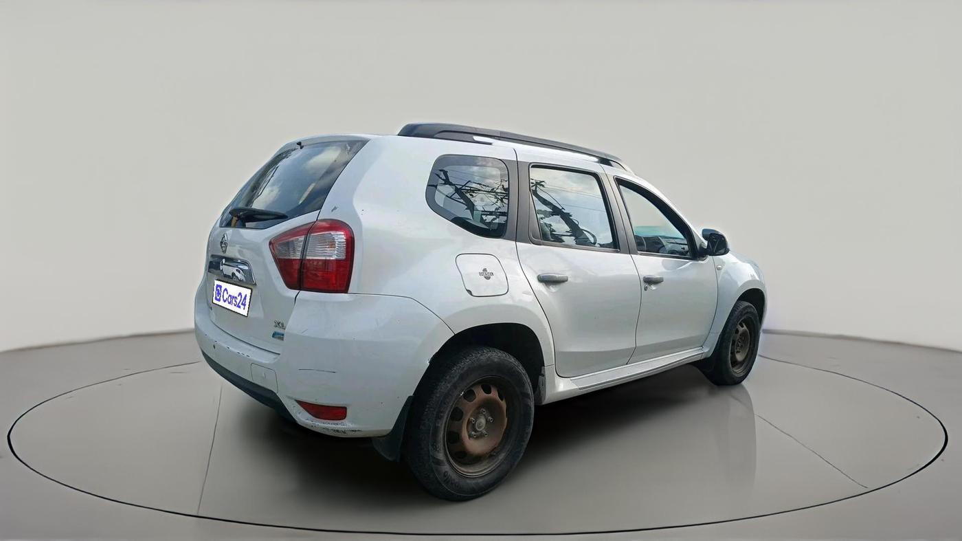 2013 Nissan Terrano XL (D), Diesel, Manual, 1,29,194 km, exterior