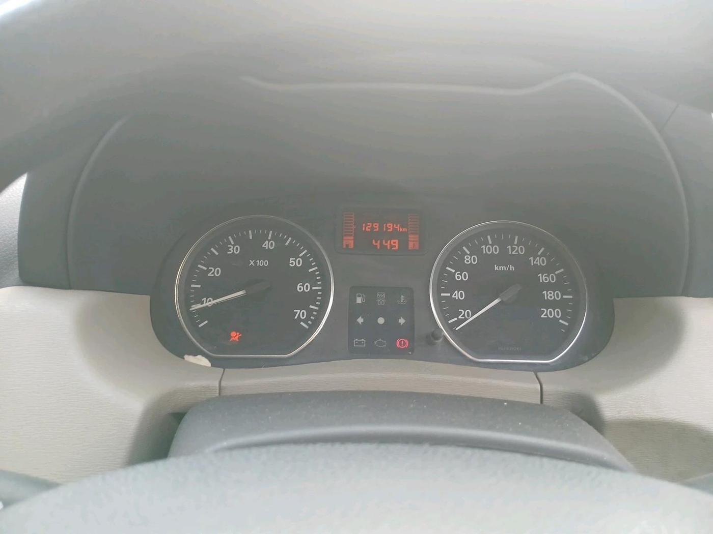 2013 Nissan Terrano XL (D), Diesel, Manual, 1,29,194 km, interior