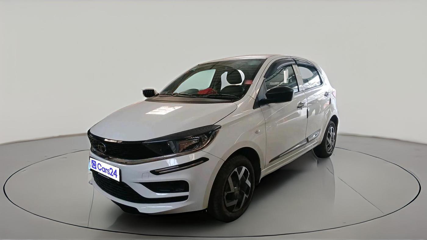 2025 Tata Tiago XM CNG, CNG, Manual, 7,996 km, exterior