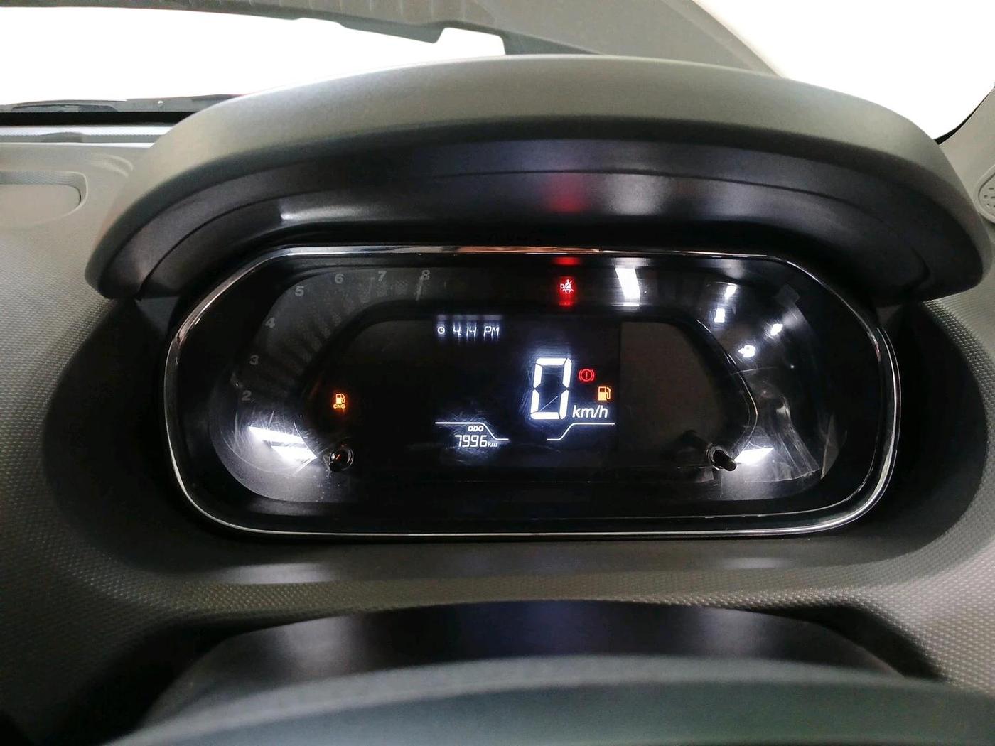 2025 Tata Tiago XM CNG, CNG, Manual, 7,996 km, interior