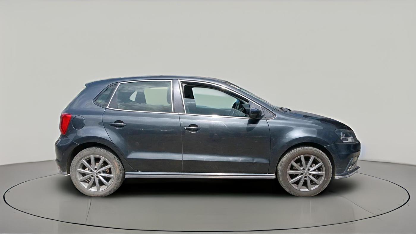 2020 Volkswagen Polo HIGHLINE PLUS 1.0, Petrol, Manual, 1,12,874 km, exterior