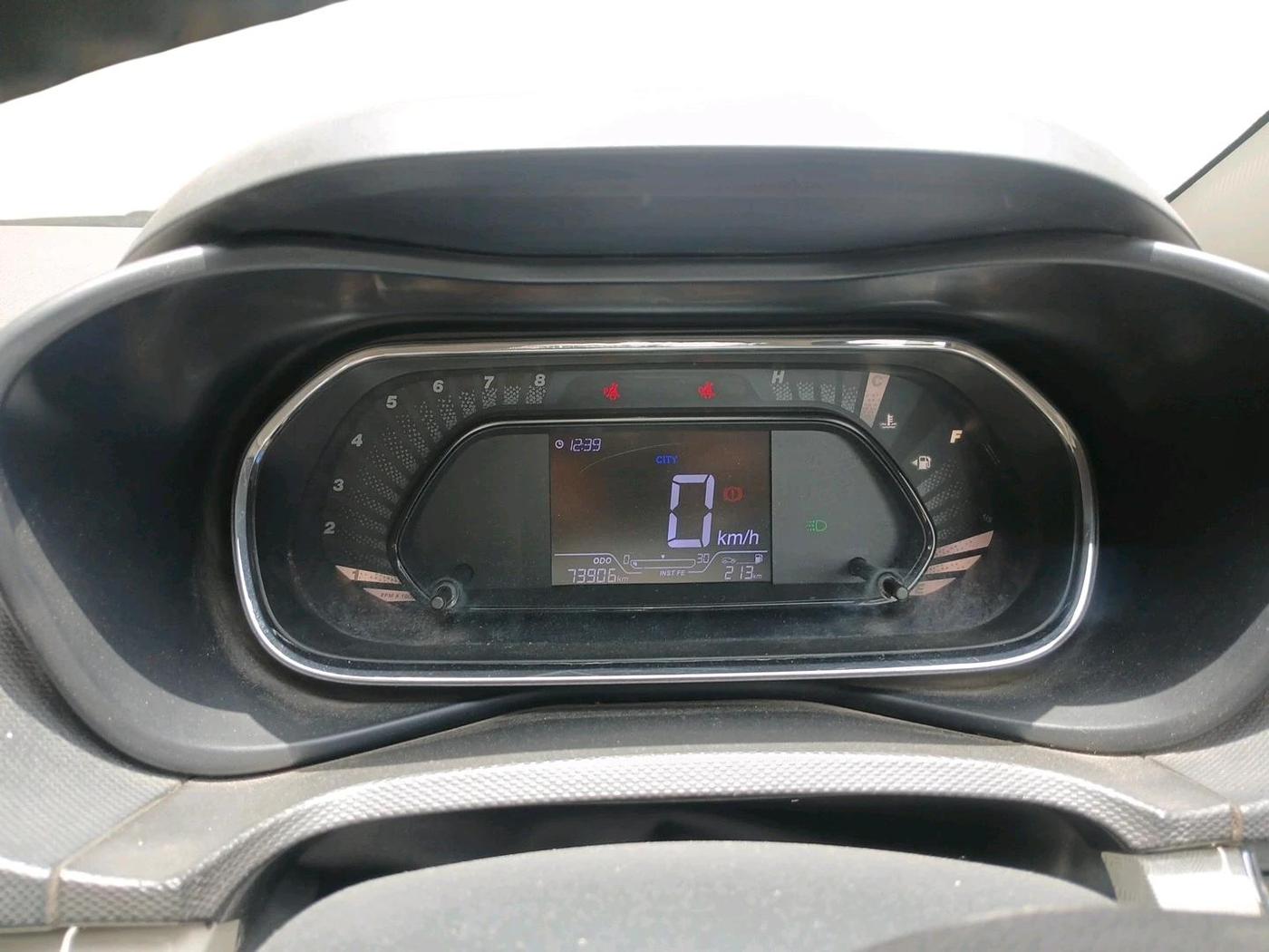 2021 Tata NEXON XZ DIESEL, Diesel, Manual, 73,906 km, interior