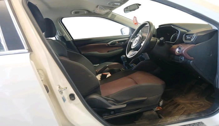 2024 Maruti Grand Vitara DELTA SMART HYBRID, Petrol, Manual, 5,049 km, interior