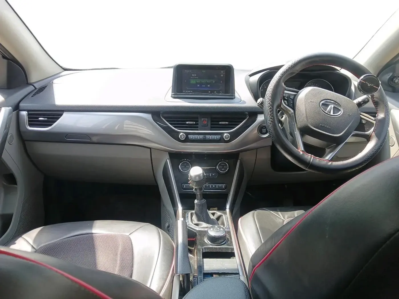 2018 Tata NEXON XZ PLUS DIESEL, Diesel, Manual, 88,917 km, interior
